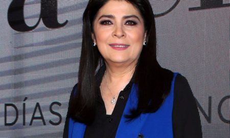 9580 victoriaruffocitaaciegas043 e1577546878309 1 450x270 - Victoria Ruffo confirma la segunda parte de “Corona de lágrimas”