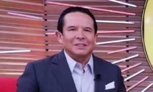 gustavo adolfo infante sale el sol deja programa imagen 300x180 - Gustavo Adolfo Infante iniciará denuncia contra Enrique Guzmán