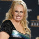 pcgqtnlhpm6zzudflgbakgysj4 80x80 - Rebel Wilson presume su nueva figura en traje de baño