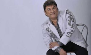 1449280 300x180 - Muere de Covid ya vacunado vocalista de Los Yonic´s