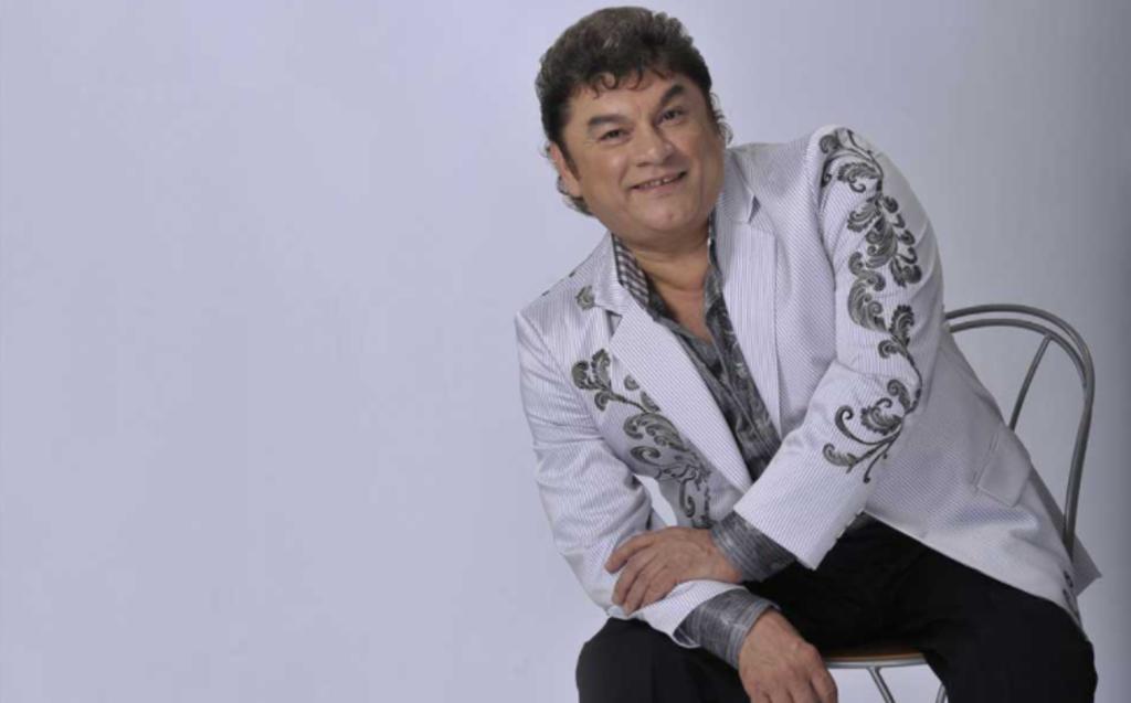 1449280 - Muere de Covid ya vacunado vocalista de Los Yonic´s