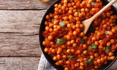 PC garbanzos con tomate y cebolla 450x270 - Garbanzos con cebollita