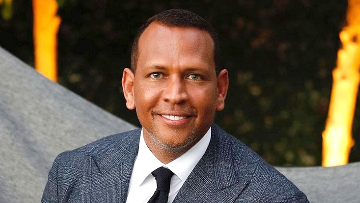 1619683890 998342 1619685693 noticia normal - Esto es lo que Alex Rodriguez busca en una pareja