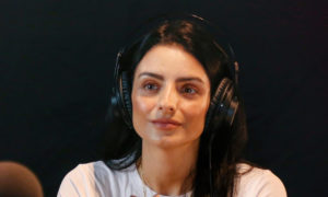 AISLINN DERBEZ 1 300x180 - Aislinn Derbez revela la identidad del hombre de la foto
