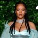 EuropaPress 2526738 02 december 2019 england london barbadian singer rihanna attends the 1 1 80x80 - Rihanna se convierte en multimillonaria