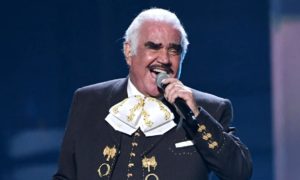 VICENTE FERNANDEZ 300x180 - Destapan deseo de Vicente Fernández