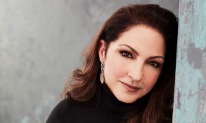 gloria estefan 300x180 - Gloria Estefan revela que fue víctima de abuso sexual