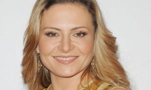 tvn 10072018115907 300x180 - Mercedes Molto presentó a su segunda hija a la Virgen
