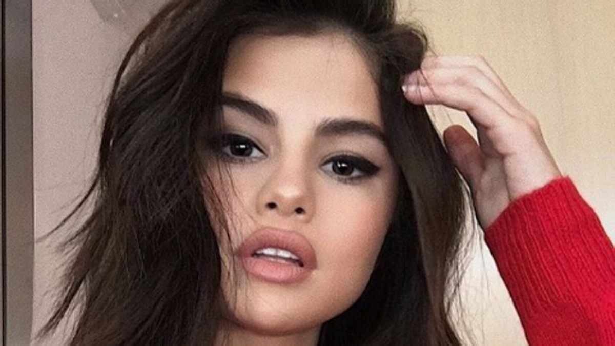 5fa43a44b00f7 - Selena Gomez lanza una plataforma tipo Goop