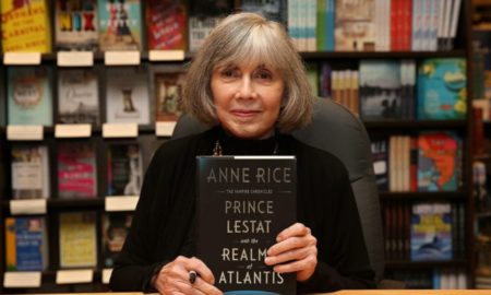 anne rice con el libro del principe lestat 830x519 1 1280x720 1 450x270 - Fallece la famosa escritora Anne Rice