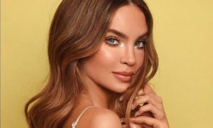 belinda cantante.jpg 242310155 300x180 - Belinda ayuda con tratamientos de quimioterapia a niños