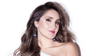 cosmopolitanmexico dulce maria reproducao sergio valenzuelach 300x180 - Dulce María alborota a fans con su rostro