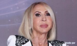 laura bozzo crop1613754850130.jpg 242310155 300x180 - Laura Bozzo revela que recibe ayuda psicológica