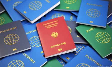 60401576 101 450x270 - Estos son los pasaportes más poderosos del mundo