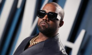 Kanye West scaled 1 300x180 - Kanye West no quiere que Kim Kardashian sea soltera