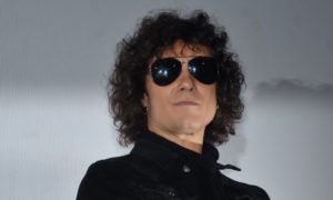 bunbury 1 e1591799016935 300x180 - Enrique Bunbury anuncia su retiro de los escenarios