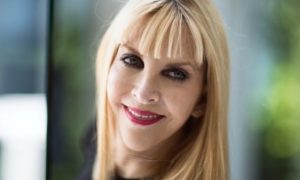 shanik berman 615771367ebfd 300x180 - Shanik Berman da noticia sobre Cynthia y Carlos Rivera