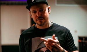 15907524925815 300x180 - Residente explica los motivos de su enojo con J Balvin