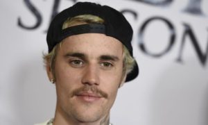 justin bieber 300x180 - Justin Bieber retira millonaria demanda de mujeres