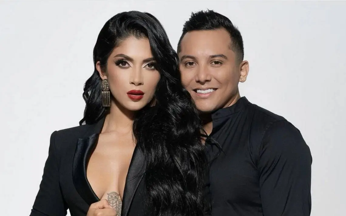 Edwin Luna y Kimberly Flores - Edwin Luna sorprende a Kimberly con tremenda fiesta