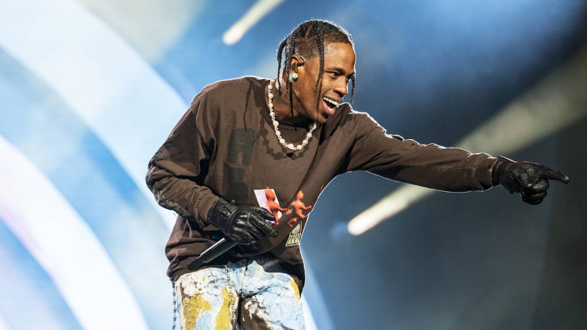 220115 travis scott getty 1200x675 1 - Travis Scott regresa a los escenarios tras la tragedia