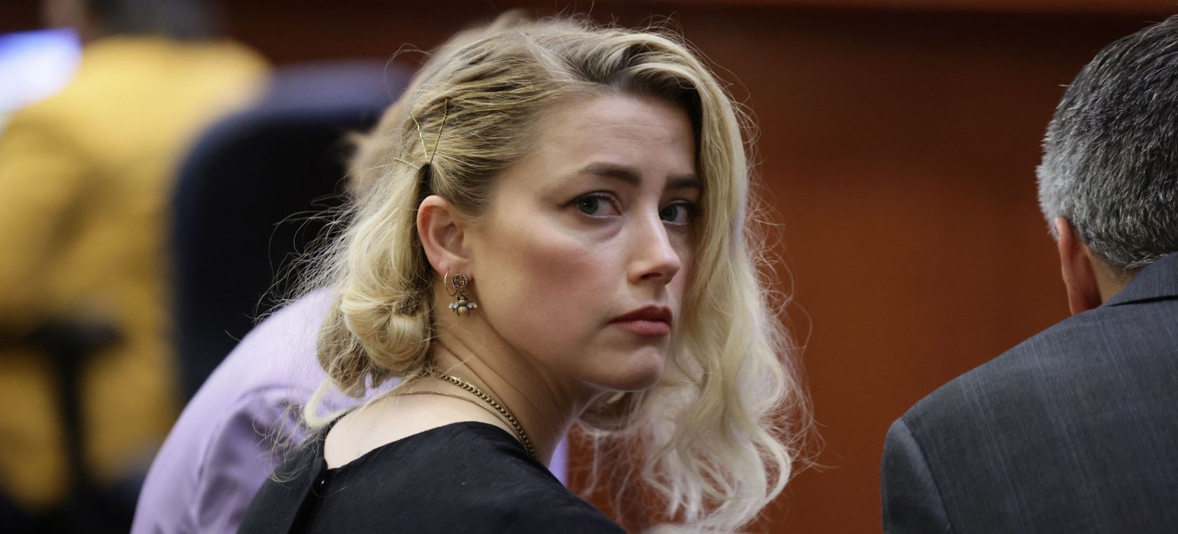 1654155688 931642 1654155743 gigante normal - Amber Heard hace públicas notas de terapia que prueban que sí vivió violencia 