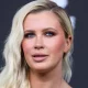 98 80x80 - Ireland Baldwin revela que fue abusada sexualmente