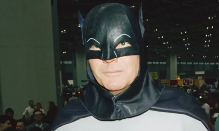 adam west  450x270 - Adam West y sus 5 hazañas como Batman 