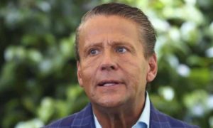 adams 300x180 - Alfredo Adame explica su experiencia para ganar el reality show