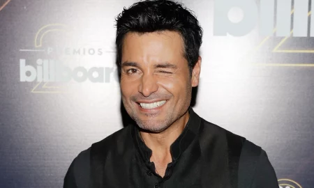 image 177 450x270 - A Chayanne lo felicitan con divertidos memes