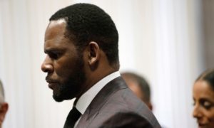 skynews r kelly trial 5512985 300x180 - R. Kelly es sentenciado a 30 años de cárcel