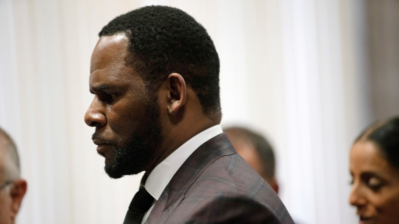 skynews r kelly trial 5512985 - R. Kelly es sentenciado a 30 años de cárcel