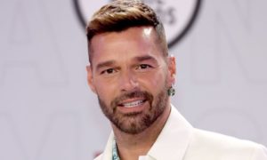 GettyImages 1232331705 Fotor 1 e1632323185502 1 300x180 - Ricky Martin suma un problema legal