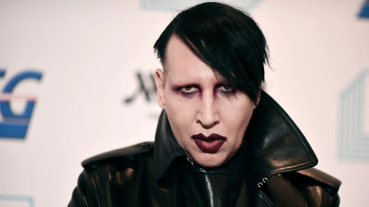 O5MONGHHENG7DLAGMWZG7KXNWI - Marilyn Manson sigue los pasos de Johnny Depp