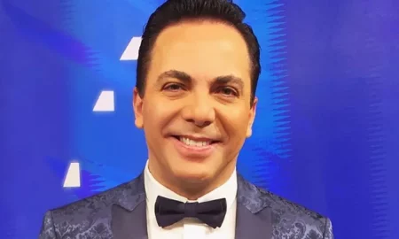 cristian castrojpg 450x270 - Cristian Castro, cada vez más parecido a "El loco Valdés"