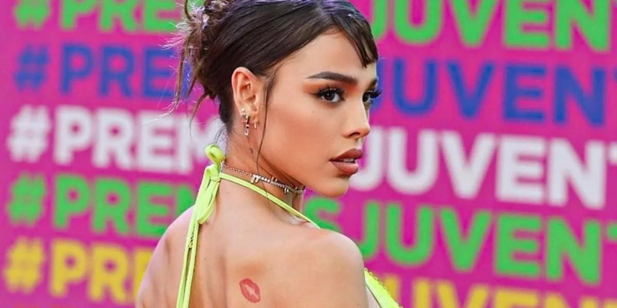 danna paola usa vestido transparente en premios juventud 2022.jpg 759710130 - Danna Paola criticada de nuevo por su peso