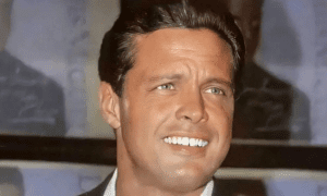 f1280x720 40359 172034 5050 1 300x180 - Luis Miguel reapareció en redes sociales