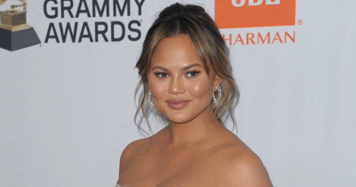 196258dc 2847 4e6d a649 ef9102c7471c - Chrissy Teigen anuncia que está embarazada de nuevo