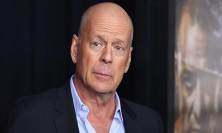 ZJOS5EOOLFAHTAGNERNESBR5NU 450x270 - Bruce Willis sorprende con talento para tocar la armónica