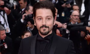 diego luna guardia nacional 300x180 - Diego Luna critica a AMLO por dar "golpe militar a la constitución"