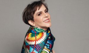 rebecca jones prepara volver protagonizar 300x180 - Rebecca Jones lucha de nuevo contra el cáncer