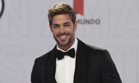 william levy infancia muy humilde ausencia padre accidente hijo videoclip jennifer lopez 98 450x270 - William Levy y la enérgica declaración sobre su ex 