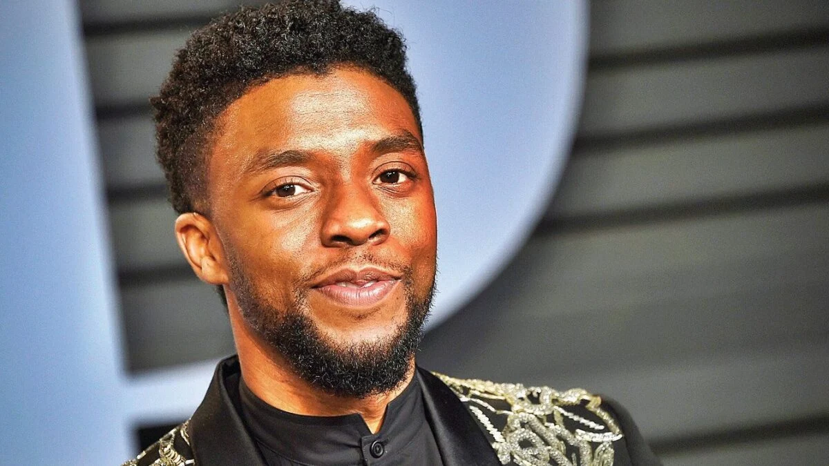 Chadwick Boseman 1 1 1200x675 1 - Chadwick Boseman se vuelve Leyenda Disney