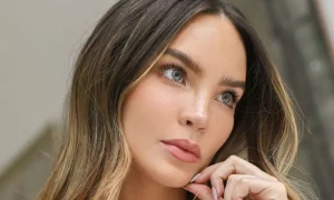 belinda 0 300x180 - Cantante que insultó a Belinda se disculpa