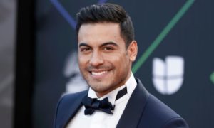 carlos rivera 300x180 - Carlos Rivera revela el secreto de su relación estable
