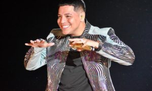 eduin caz zocalo grupo firme 300x180 - Grupo Firme agradece a sus fans con video