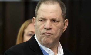 harvey weinstein afp 300x180 - Inicia nuevo juicio contra Harvey Weinstein por agresión sexual