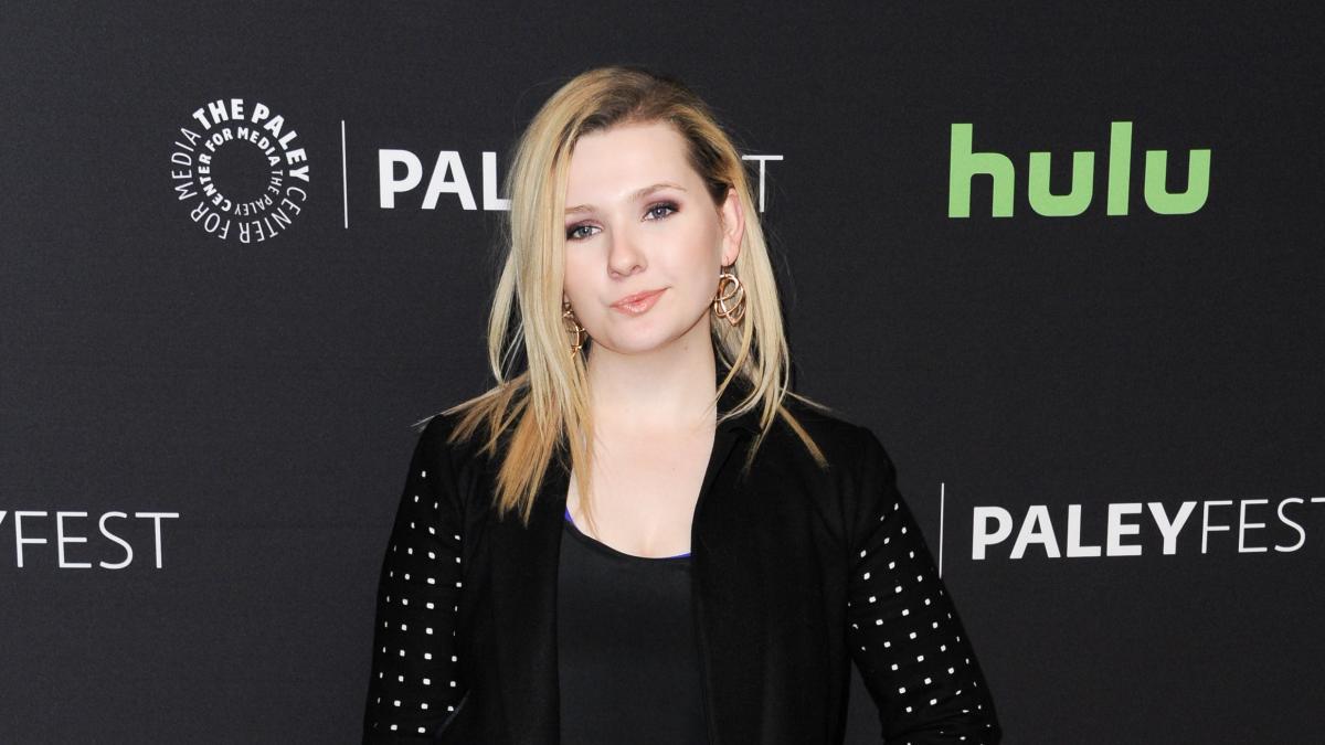 la actriz abigail breslin - Abigail Breslin revive desgarrador caso de abuso de un ex