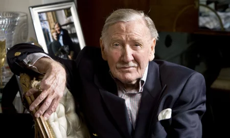 SEI 132744057 e580 450x270 - Muere Leslie Phillips, la voz del sombrero seleccionador 