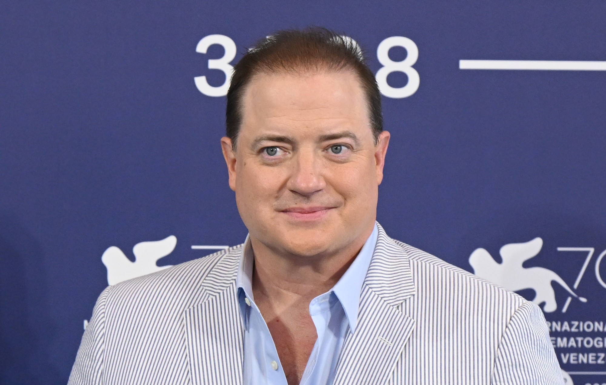 brendan fraser se emociona durante la ovacion de seis minutos en el estreno de the whale - Brendan Fraser no asistiría a la premiación